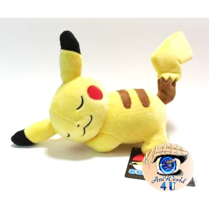 Officiële Pokemon center knuffel Pikachu +/- 28cm (lang) slapend